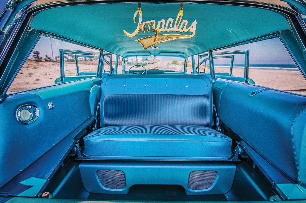 You can have an officer's meeting inside this Impala.