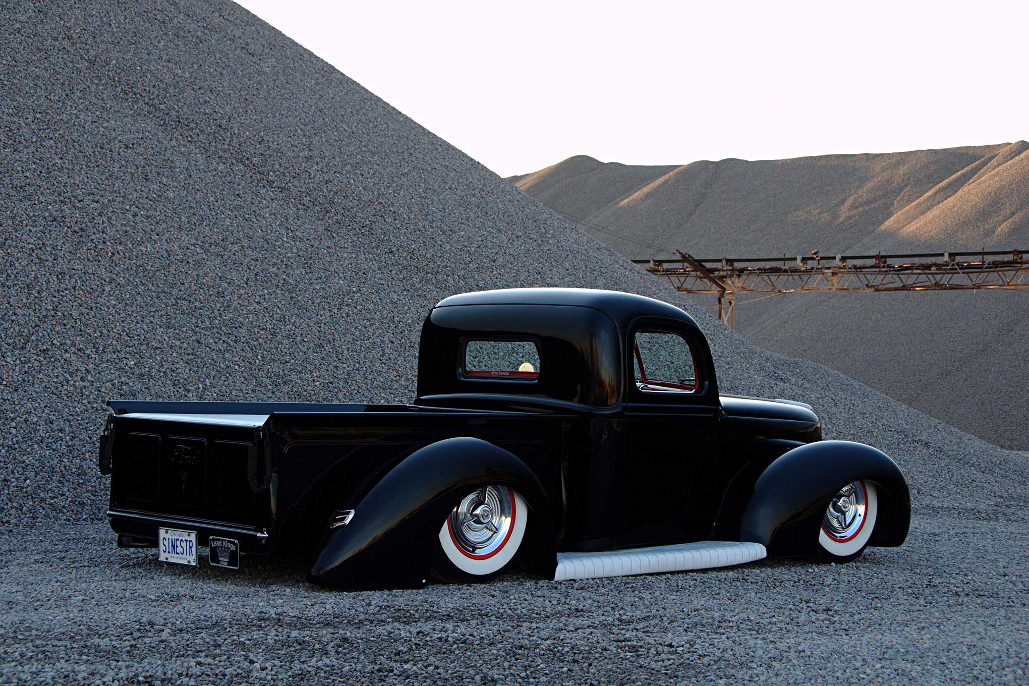 This 1940 Ford Pickup Was Homebuilt With Friends and Family