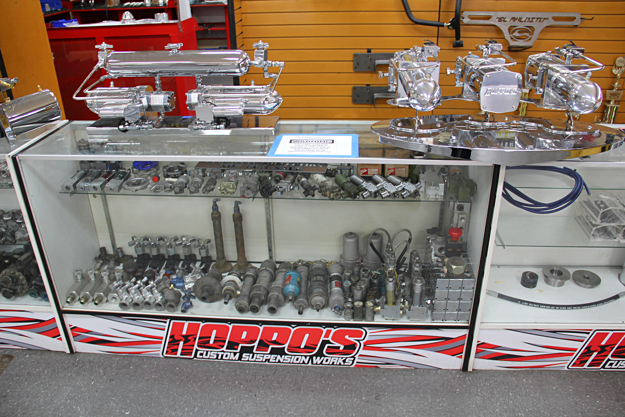 Hoppo's Custom Suspension Works What Goes Up Must Come Down!